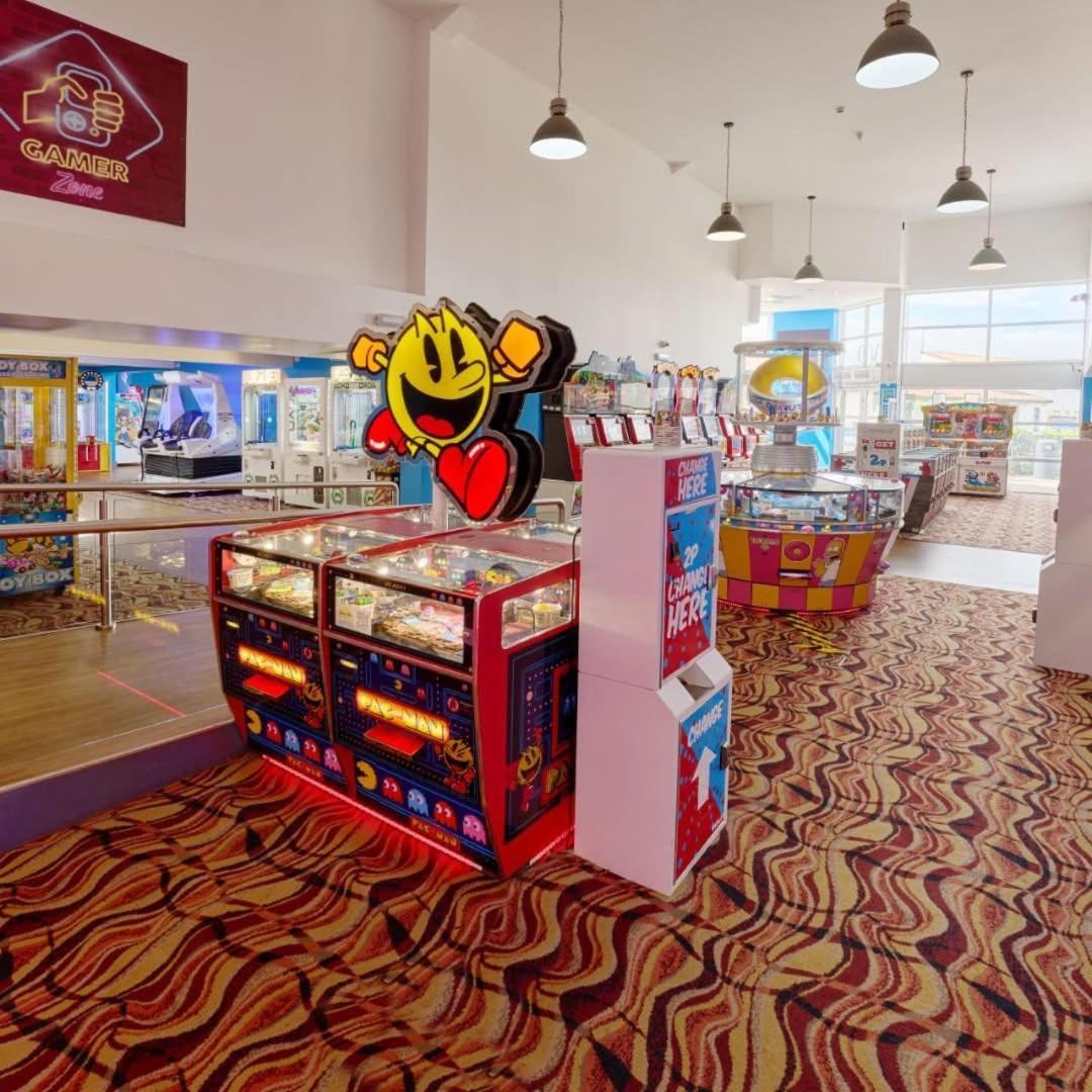 Oaken Caravan - Golden Sands Away Resorts Kinmel Bay Exterior foto