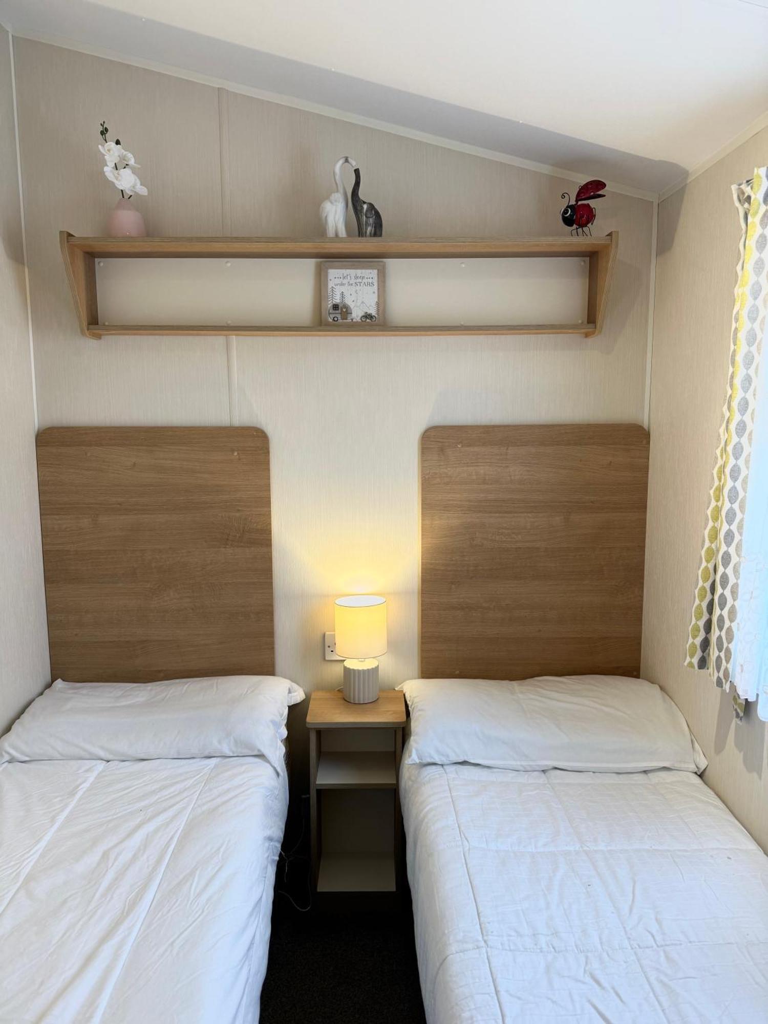 Oaken Caravan - Golden Sands Away Resorts Kinmel Bay Exterior foto