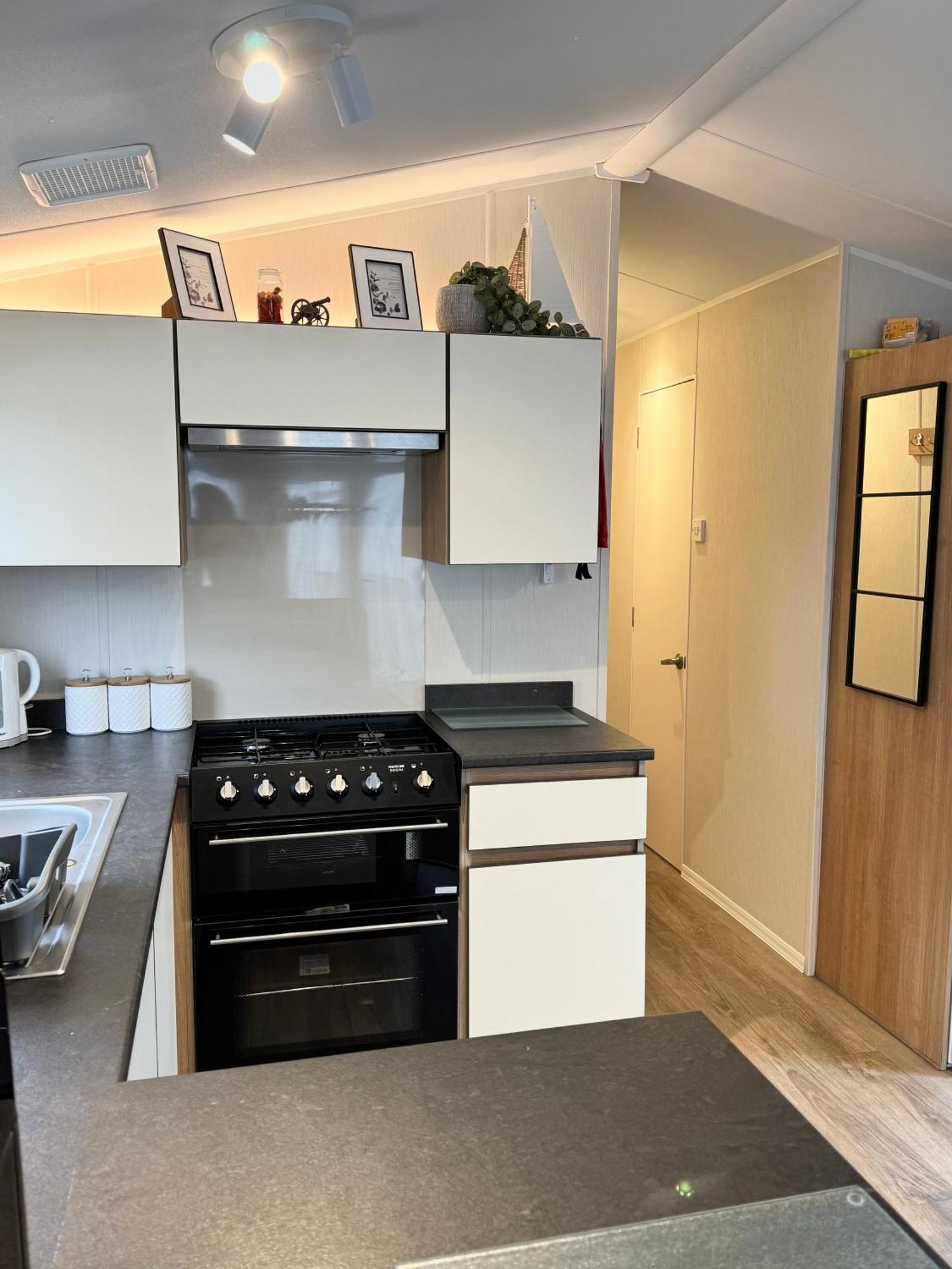 Oaken Caravan - Golden Sands Away Resorts Kinmel Bay Exterior foto